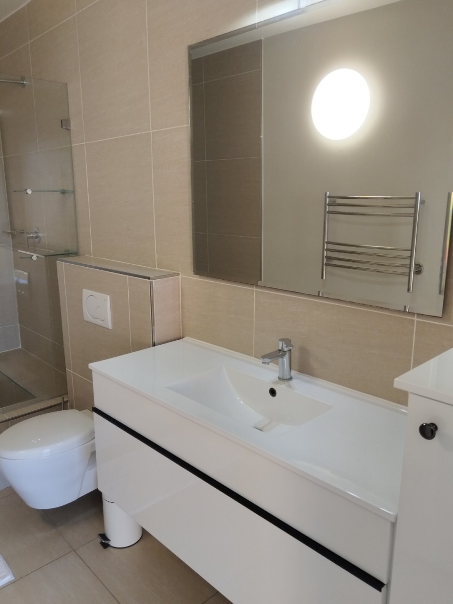 2 Bedroom Property for Sale in Summerstrand Eastern Cape